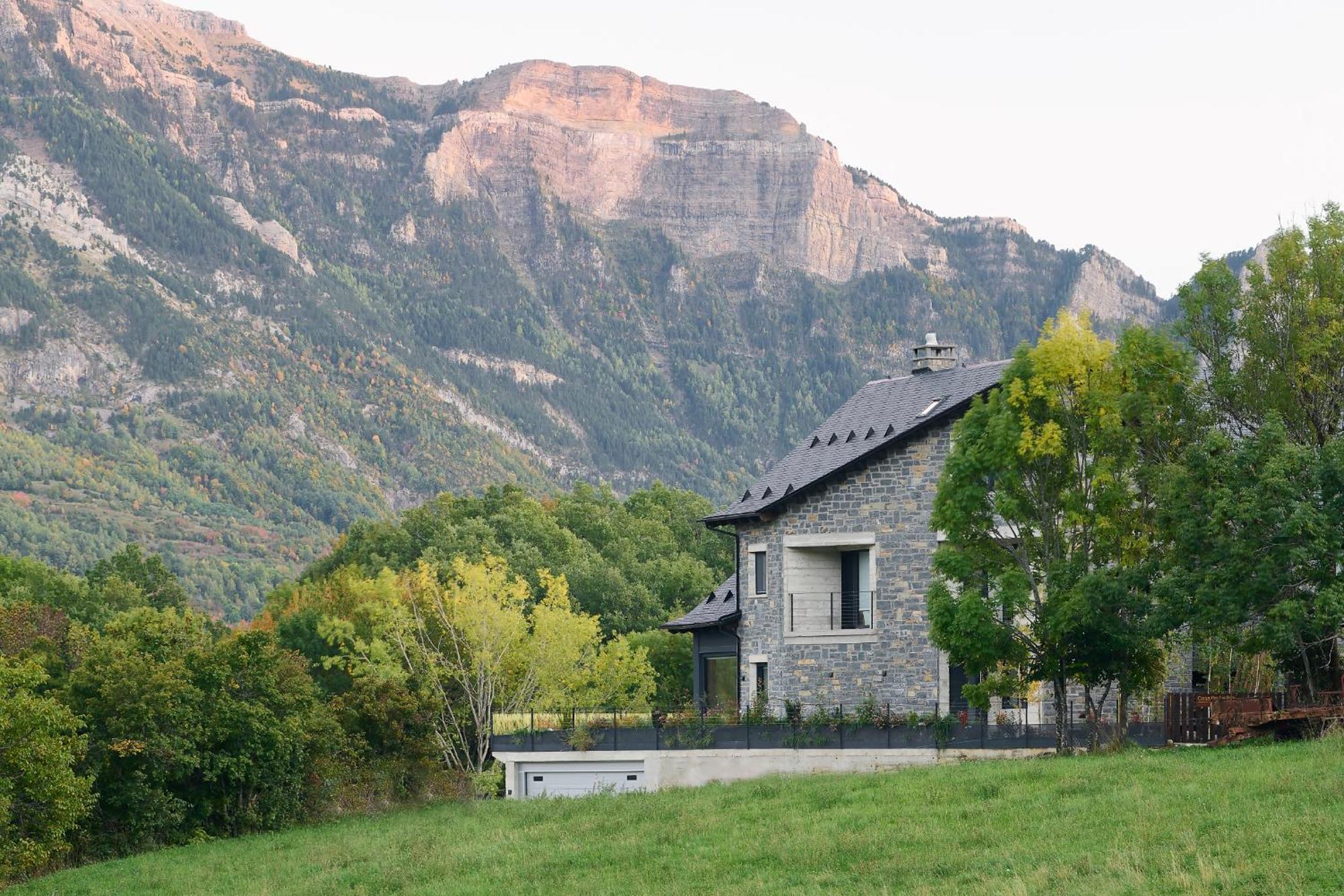 Casa De La Paz En El Valle De Tena Sandiniés Exteriér fotografie